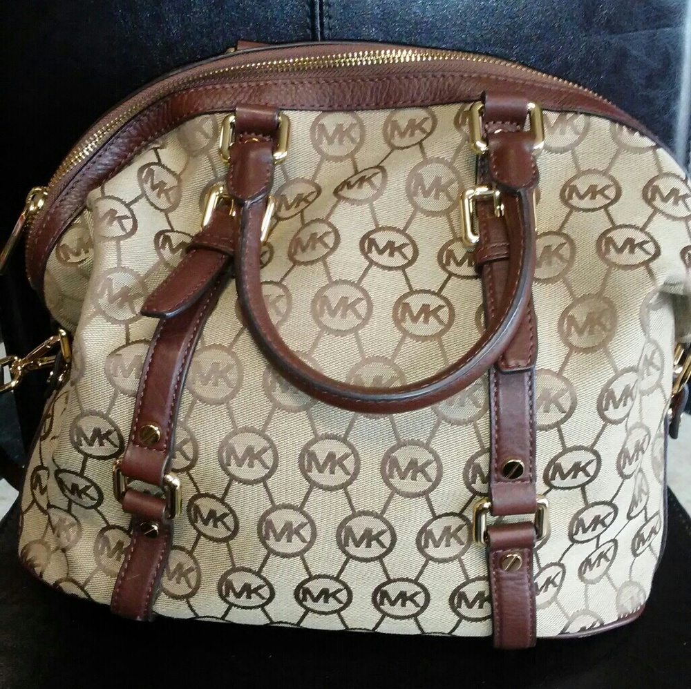 Michael Kors Bedford Signature Satchel